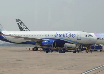 Hundreds of IndiGo Airline passengers in jam due to flight delays