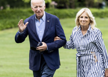 Biden travels to South Carolina for vacation with family