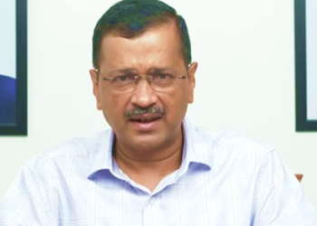 Kejriwal holds another rally in Guj, assures employment to youth