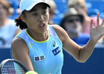 Western & Southern Open: Zhang beats former finalist Osaka in opener