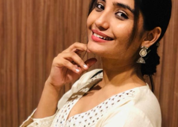 Working with Pankaj Tripathi is like being in acting school: Khushboo Atre