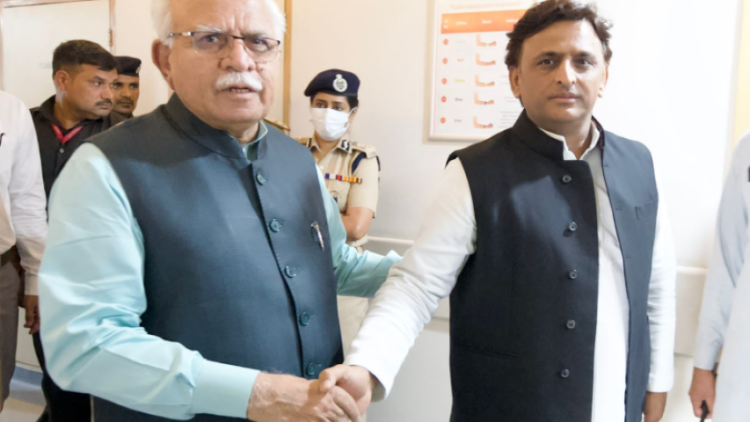 Khattar visits Medanta Hospital, inquires about wellbeing of Mulayam Singh, Chautala