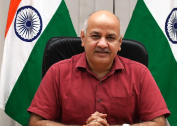 Pay some attention to law & order in Delhi: Sisodia writes to LG