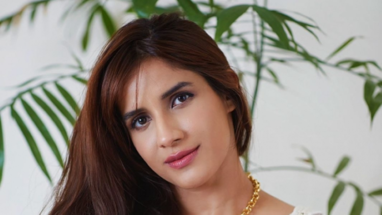 Shivaani Singh talks about playing a journalist in ‘Shiksha Mandal’