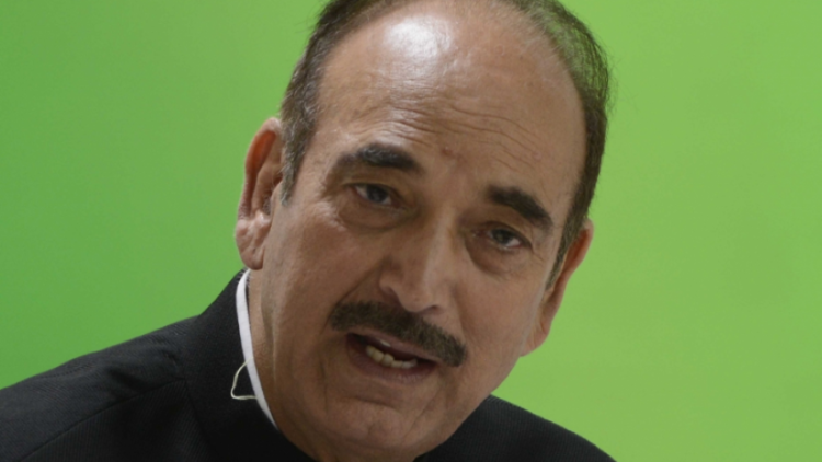 2 months after quitting, Ghulam Nabi Azad now praises Cong