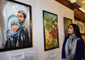 Artist Deepa Soni portrays positive, peaceful and fearless Kashmir