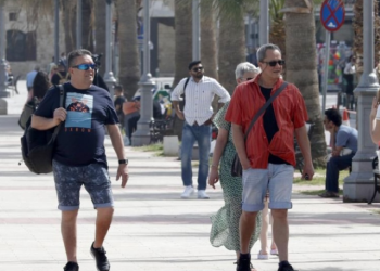 Cyprus’ tourist arrivals to surpass pre-pandemic level in 2023: Minister