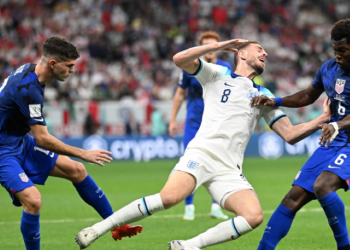 England, the US share points in goalless draw