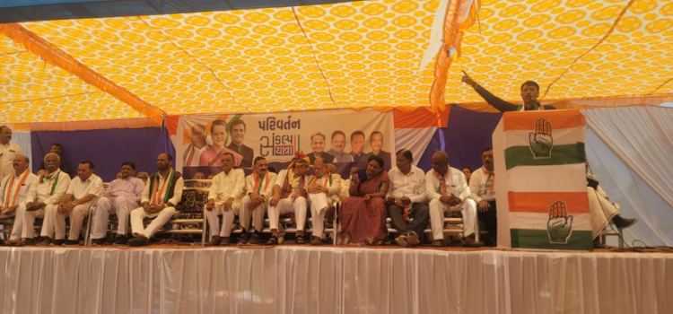 Former BJP MP Prabhatsinh Chauhan joins Congress