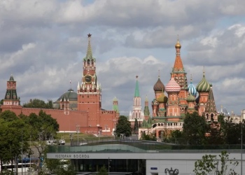 Russia bans 200 more Americans from entry