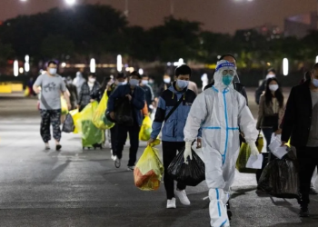 ‘Xi step down’ – protests erupt in China over harsh Covid curbs