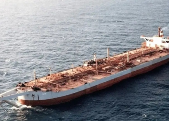 15 oil vessels blocked at Turkish Straits amid EU sanctions on Russian oil