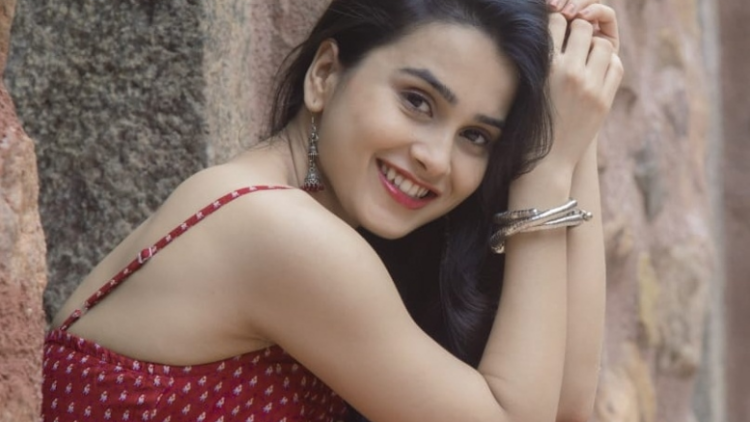Anushka Kaushik is enthralled working with Tigmanshu Dhulia