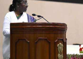 President Droupadi Murmu gives away Digital India Awards 2022