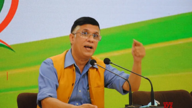 Case filed against Cong leader Pawan Khera in Lucknow