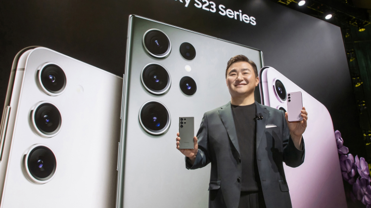 Samsung unveils premium Galaxy S23 series, next-gen laptops