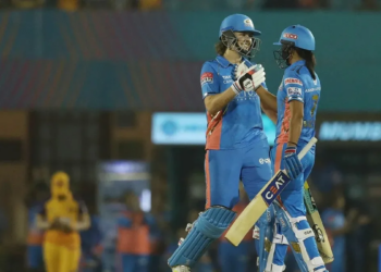WPL 2023: Harmanpreet, Sciver-Brunt lift Mumbai Indians to fourth straight win