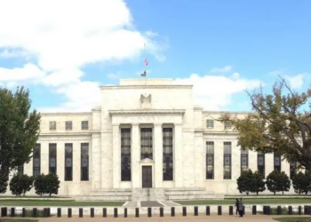 US Fed, undaunted by recent banking problems, raises interest rate