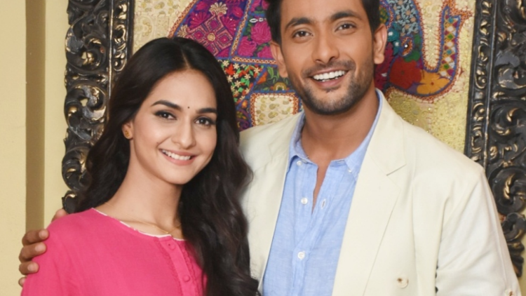 Cast of ‘Pyar Ke Saat Vachan Dharam Patnii’ celebrates its 100 episodes