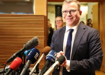 Finnish National Coalition Party leader begins talks to form cabinet