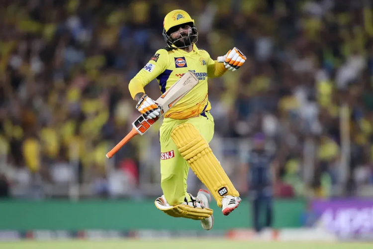 Jadeja’s last ball heroics help CSK beat Gujarat Titans by 5 wickets, clinch record-equalling 5th IPL title
