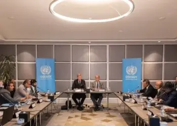 Houthi ‘economic war’ threatens peace prospects: Yemeni PM