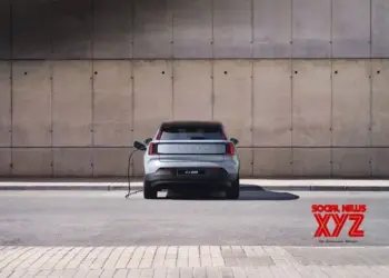 Volvo becomes 4th automaker to adopt Tesla EV charging standard