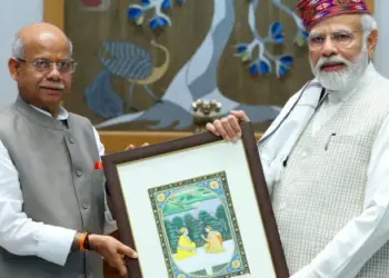 Himachal Guv meets PM Modi, apprises PM about losses incurred due to rains
