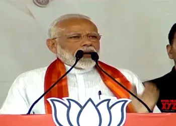 PM Modi to visit Gorakhpur, Varanasi today