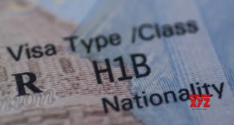 US lawmaker moves bill to double H-1B visas
