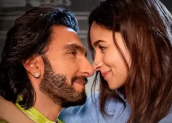 Ve Kamleya Song From RRKPK Is Out