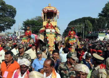 Decision to celebrate Dasara festival in meaningful and grand manner: Siddaramaiah