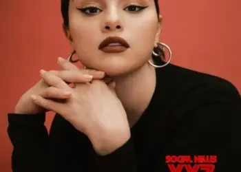 Selena Gomez shares pic of her sister shaving Brooklyn Beckham’s head