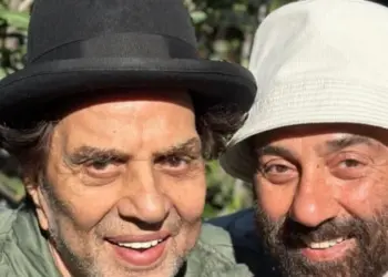 Dharmendra is a proud father with success of ‘Gadar 2’