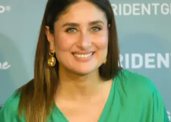 Kareena receives B’day wishes from Alia Bhatt, Soha Ali Khan, Kunal Khemmu