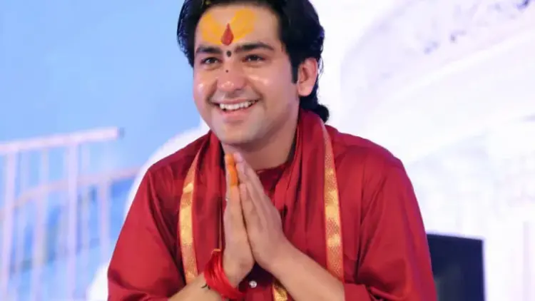 Baba Bageshwar arrives at Gaya for Pind Daan