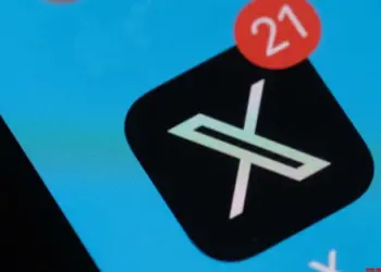 X back after brief outage globally, including in India