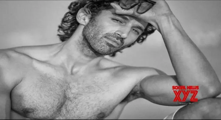 Ananya, Siddhartha, Katrina, Anushka pour in wishes as Aditya Roy Kapur turns 38