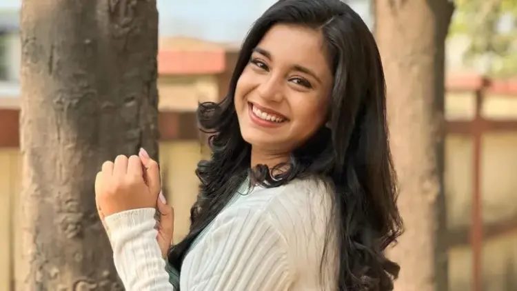 Actress Sumbul Touqeer to ring in New Year with her family