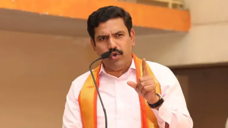 BJP slams K’taka govt’s move to utilise 10% of temples’ revenue