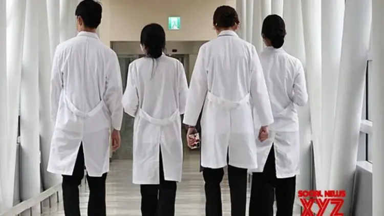 South Korea: Med school deans call for freezing 2025 admission quota