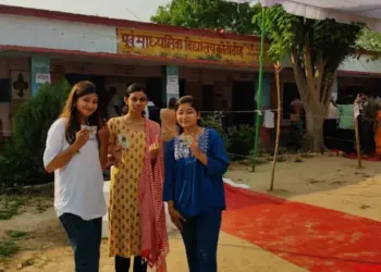 60.09 per cent voting in fifth phase of LS polls, Baramulla turnout touches pre-turmoil levels