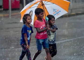 Heavy rains likely in Maharashtra & Karnataka, another heat wave in Northwest India: IMD