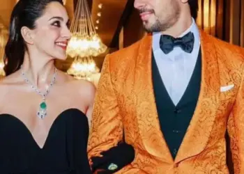 Sidharth turns cheerleader as wife Kiara marks 10 years in industry