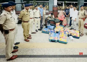 65 kg ganja seized from busy Howrah station; two held
