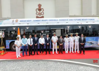 Indian Oil hands over hydrogen fuel bus to Navy for test run