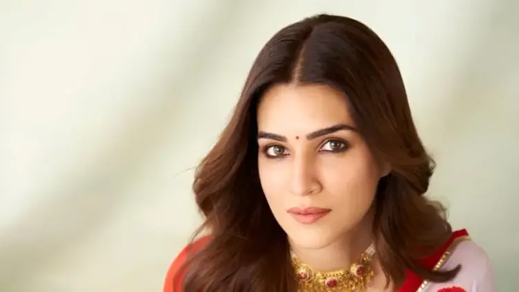 Kriti Sanon Ventures into Real Estate: Acquires Land in Alibaug
