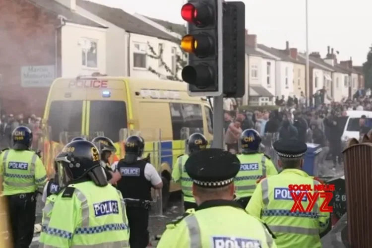Public order ‘stabilises’ in UK after days of riots