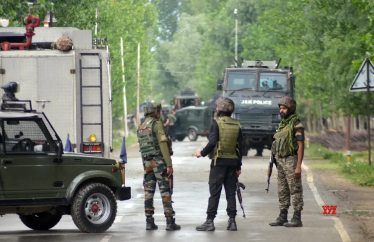 Gunfight breaks out in J&K’s Baramulla