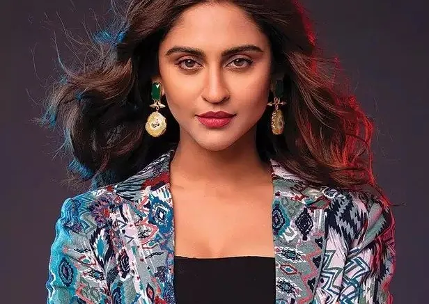 Krystle D’Souza capture tantalising culinary moments in Hyderabad